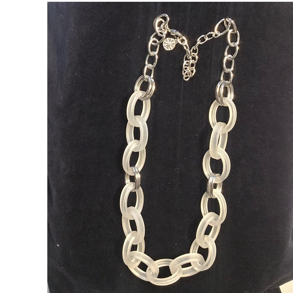 RJ GRAZIANO frost white silver mixed media 19+3" vintage necklace chunky minimal